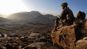 חייל אמרקאני באפגניסטן וקאסם סולימאני - האם הנקמה תבוא על אדמת אפגניסטן ? // צילום צבא ארה"ב