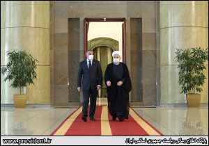 המנהיג העליון של איראן ח'אמנהאי, בפגישתו עם ראש ממשלת עיראק  מקור http://www.president.ir/fa/116430