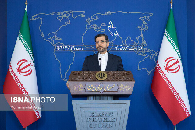 דובר משרד החוץ של איראן במסיבת עיתונאים
